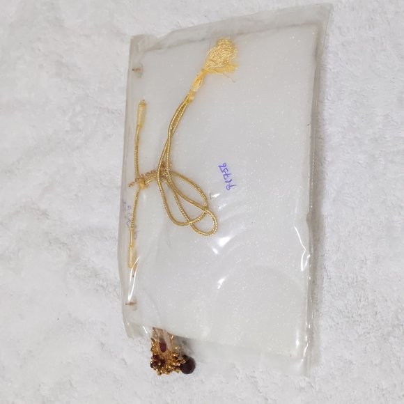 Gold, Red and Green Indian Jewelry Set - Picture 3 of 3